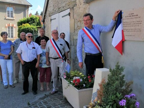 Inauguration de la plaque commémorative