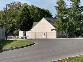 Salles des Fêtes à l'entrée Est de Concevreux