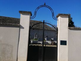 Porte d'entrée du cimetière