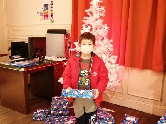 Remise des cadeaux aux enfants de Concevreux